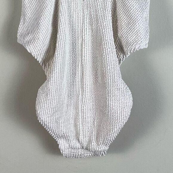 J Crew Scrunchie Classic Scoopneck One Piece Swimsuit size 4 NEW White - Picture 9 of 12